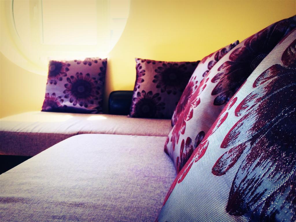Apartments In The Center Trouskavets Chambre photo