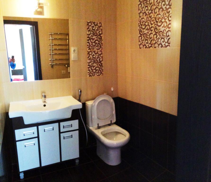 Apartments In The Center Trouskavets Chambre photo